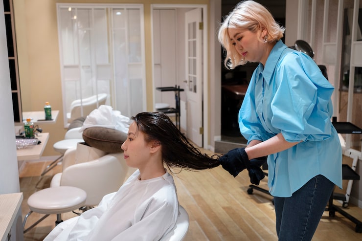 How to Choose the Right Hair Salon for Long-Term Hair Care